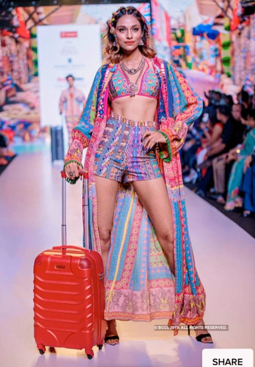 00F5F1FA-7EFB-41C5-8E18-981A2D55C5E7