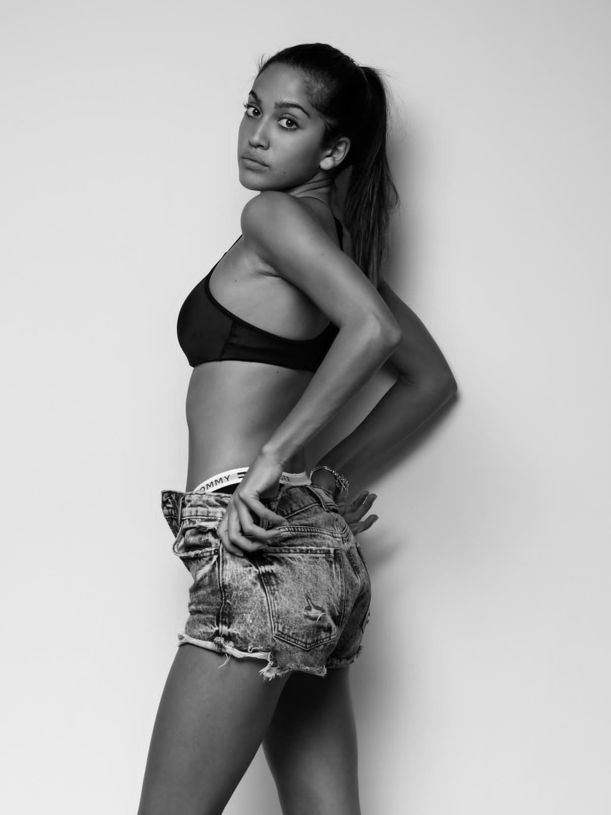 DFC80E99-67EB-4178-8C0A-05F0C2E64A3B